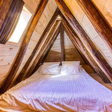 Le Dormeur Du Val - * Conques