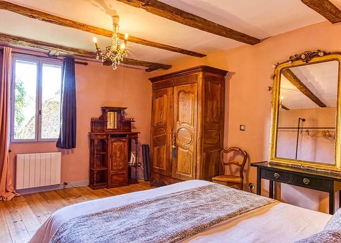 Semesterbostad Le Dormeur Du Val - Conques